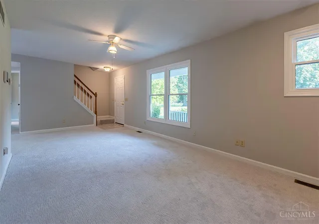 Photo 4 of Sale Pending at 1990 Miles Rd, Springfield Twp., OH 45231 | MLS# 1892038 | Listing updated on 2026-10-25