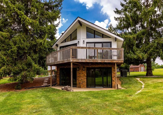 Photo 4 of Single family home for sale at 1394 Kirby Rd, Turtle Creek Twp, OH 45036 | MLS# 1892566 | Listing updated on 2026-09-29