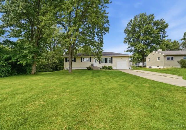 Photo 2 of Single family home for sale at 587 S Main St, Monroe, OH 45050 | MLS# 1892490 | Listing updated on 2026-09-09