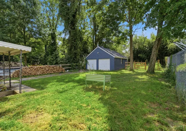 Photo 2 of Single family home for sale at 263 Forestwood Dr, Springfield Twp., OH 45216 | MLS# 1891311 | Listing updated on 2026-09-18