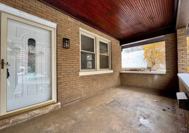 Photo 3 of Single family home for sale at 2942 Woodrow Ave, Cincinnati, OH 45211 | MLS# 1892593 | Listing updated on 2026-09-03