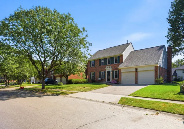 Photo 3 of Sale Pending at 4163 Malaer Dr, Sharonville, OH 45241 | MLS# 1892274 | Listing updated on 2026-09-05
