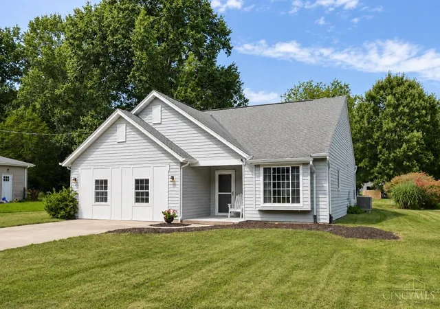 Photo 2 of Sale Pending at 1124 Orchard Ln, Pierce Twp, OH 45102 | MLS# 1892616 | Listing updated on 2026-09-11
