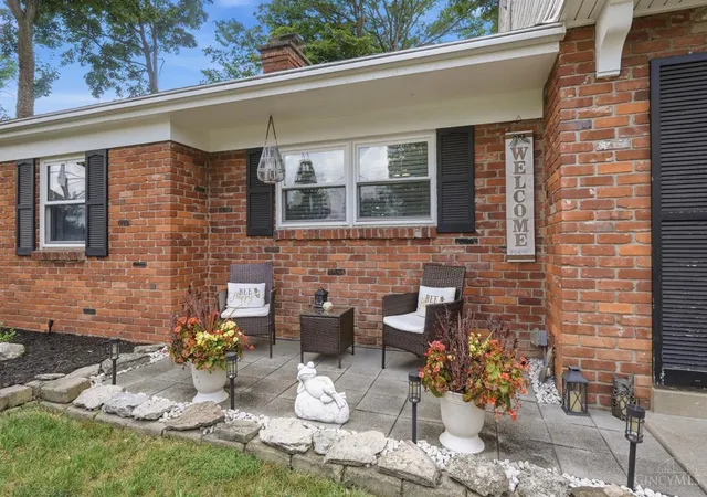 Photo 2 of Single family home for sale at 8949 Paw Ln, Sycamore Twp, OH 45236 | MLS# 1891358 | Listing updated on 2026-09-14
