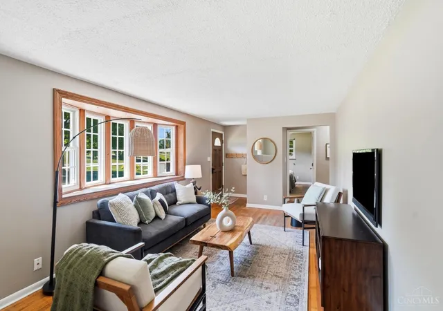 Photo 3 of Sale Pending at 6126 Bardean Dr, West Chester, OH 45069 | MLS# 1892453 | Listing updated on 2026-09-05