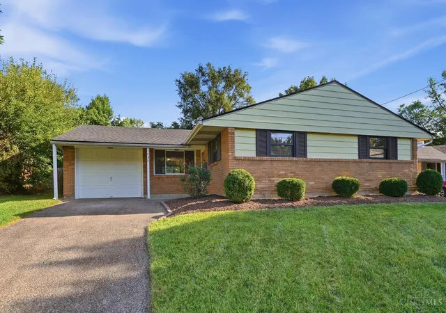Photo 1 of Sale Pending at 1034 Terrytown Ct, Springdale, OH 45246 | MLS# 1892617 | Listing updated on 2026-09-13