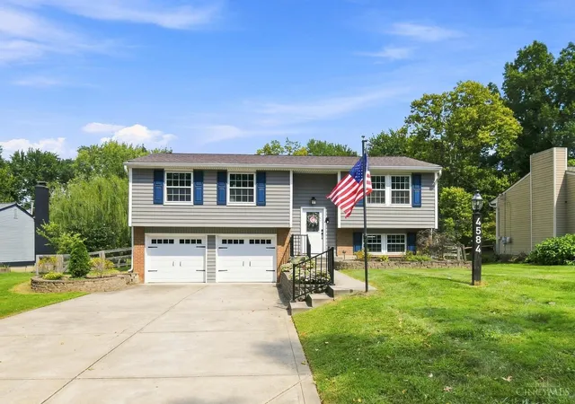 Single family home for sale at 4584 Brookview Dr, Batavia, OH 45103 | MLS# 1892524