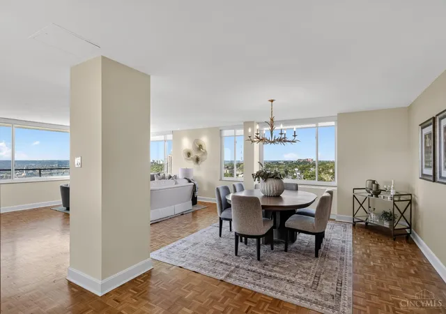 Listing Photo 4 - Condo for sale in building located at 2401 Ingleside Ave, Cincinnati, OH 45206 - Unit #11C