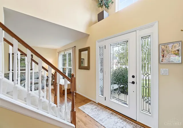 Photo 3 of Sale Pending at 7373 Lakota Springs Dr, West Chester, OH 45069 | MLS# 1892596 | Listing updated on 2026-10-09