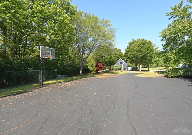 Photo 66 of Single family home for sale at 960 Tarragon Ln, Miami Twp, OH 45150 | MLS# 1892497 | Listing updated on 2026-09-08