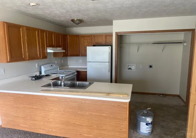Photo 19 of Multi family home for sale at 101 Crooked Crk Ln, Georgetown, OH 45121 | MLS# 1892669 | Listing updated on 2026-09-17