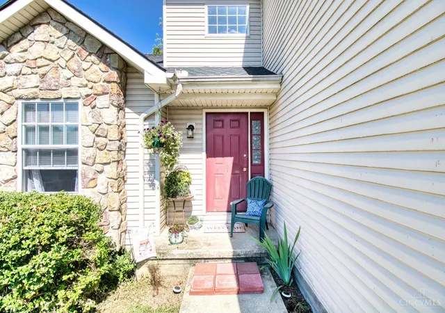 Photo 2 of Multi family home for sale at 101 Crooked Crk Ln, Georgetown, OH 45121 | MLS# 1892669 | Listing updated on 2026-09-17