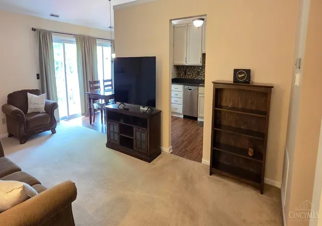 Photo 2 of Sale Pending at 5149 Carriage Hl, Cincinnati, OH 45248 | MLS# 1892670 | Listing updated on 2026-09-10