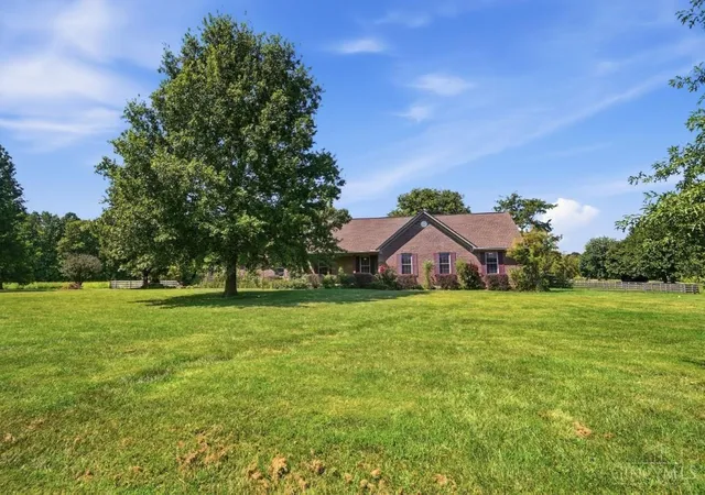 Photo 3 of Sale Pending at 8215 Morgans Run Dr, Harlan Twp, OH 45152 | MLS# 1892239 | Listing updated on 2026-09-03