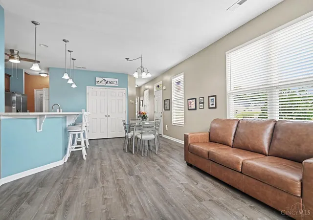 Listing Photo 4 - Condo for sale in building located at 6982 Greenstone Trace, Goshen, OH 45140 - Unit #A