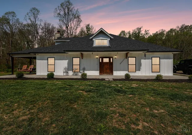 Photo 2 of Single family home for sale at 189 Hamilton Rd, Lynx, OH 45650 | MLS# 1892655 | Listing updated on 2026-09-02