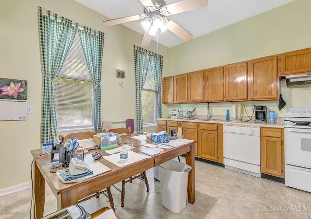 Photo 4 of Sale Pending at 2549 Trevor Pl, Cincinnati, OH 45225 | MLS# 1890377 | Listing updated on 2026-09-07