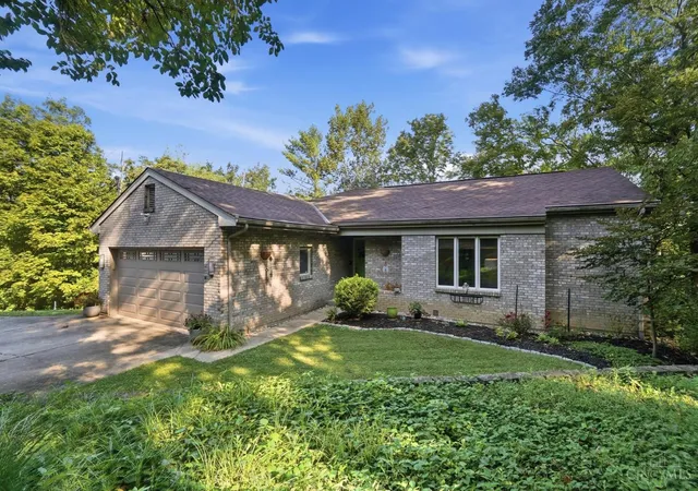 Photo 2 of Sale Pending at 6452 West Frk Rd, Green Twp, OH 45247 | MLS# 1892579 | Listing updated on 2026-09-09