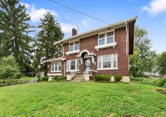 Photo 2 of Single family home for sale at 3600 Erie Ave, Cincinnati, OH 45208 | MLS# 1887451 | Listing updated on 2026-10-21