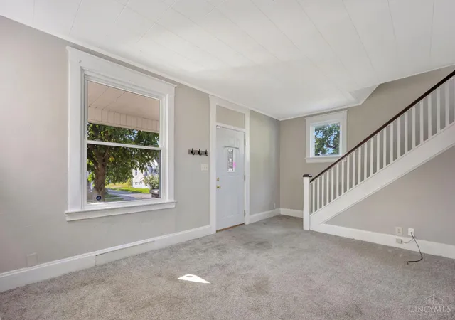 Photo 4 of Single family home for sale at 111 S Edgewood Ave, Hamilton, OH 45013 | MLS# 1892610 | Listing updated on 2026-09-03