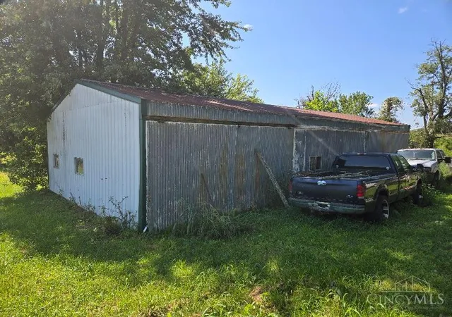 Photo 2 of Single family home for sale at 15290 St Rt 124, Hillsboro, OH 45133 | MLS# 1892731 | Listing updated on 2026-09-21