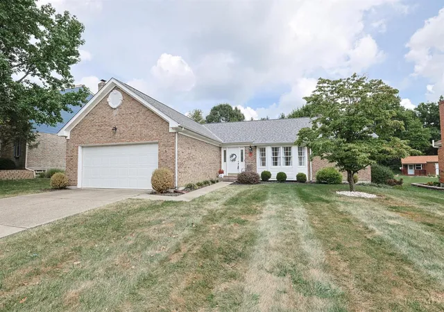 Photo 1 of Sale Pending at 1902 Sandcliff Dr, Anderson Twp, OH 45255 | MLS# 1892620 | Listing updated on 2026-09-11
