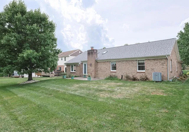 Photo 37 of Sale Pending at 1902 Sandcliff Dr, Anderson Twp, OH 45255 | MLS# 1892620 | Listing updated on 2026-09-11