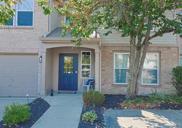 Photo 3 of Sale Pending at 9941 Edgewood Ln #C, Sharonville, OH 45241 | MLS# 1892598 | Listing updated on 2026-09-04