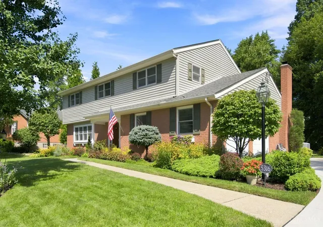 Photo 2 of Single family home for sale at 5316 Quailwood Ct, Green Twp, OH 45238 | MLS# 1891954 | Listing updated on 2026-09-12