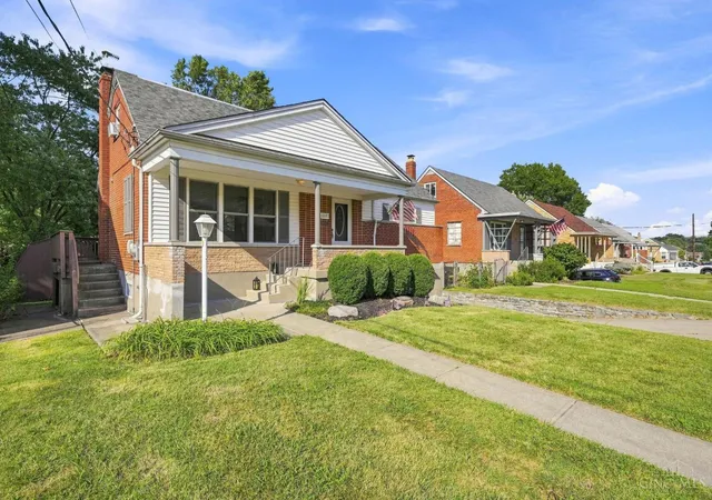 Photo 2 of Sale Pending at 5592 N Glen Rd, Cincinnati, OH 45248 | MLS# 1892767 | Listing updated on 2026-09-08