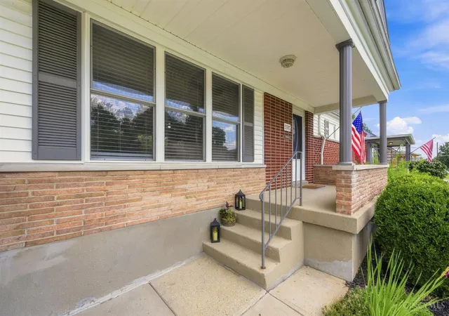 Photo 3 of Sale Pending at 5592 N Glen Rd, Cincinnati, OH 45248 | MLS# 1892767 | Listing updated on 2026-09-08