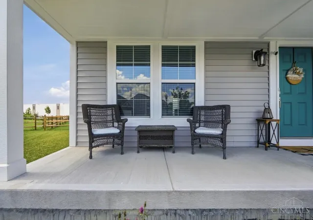 Photo 3 of Single family home for sale at 595 Brassie Ct, Lebanon, OH 45036 | MLS# 1892779 | Listing updated on 2026-10-10