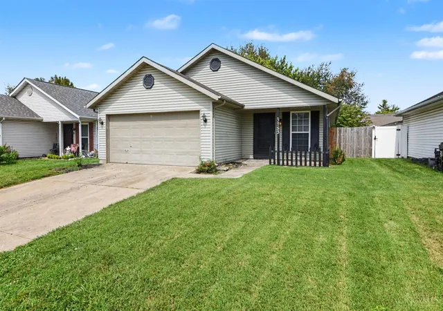 Photo 2 of Sale Pending at 3753 Lacy Ct, Middletown, OH 45044 | MLS# 1892640 | Listing updated on 2026-09-11
