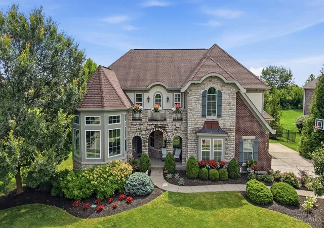 Photo 2 of Sale Pending at 4744 Braid Ln, Mason, OH 45040 | MLS# 1892728 | Listing updated on 2026-09-14