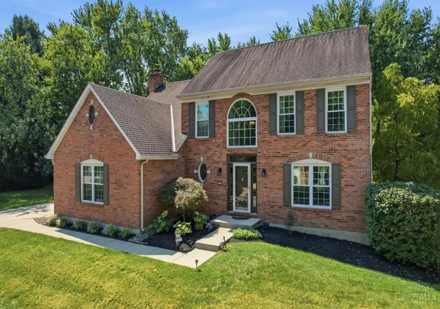 Photo 2 of Sale Pending at 5859 Homecrest Ln, Deerfield Twp., OH 45040 | MLS# 1892639 | Listing updated on 2026-09-10
