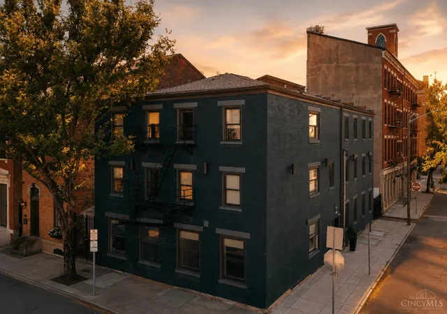 Condo for sale at 15 W 15th Street #B3, Cincinnati, OH 45202 | MLS# 1892744