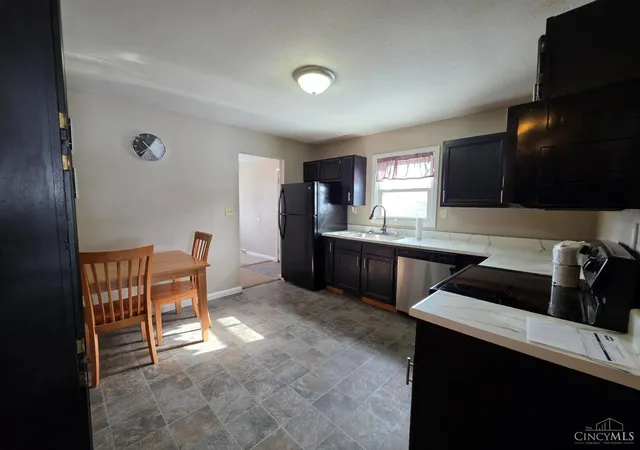 Photo 2 of Single family home for sale at 408 Pierson Rd, Trenton, OH 45067 | MLS# 1892786 | Listing updated on 2026-09-15