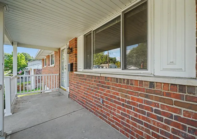 Photo 4 of Single family home for sale at 6099 Lagrange Ln, Green Twp, OH 45239 | MLS# 1892609 | Listing updated on 2026-09-14