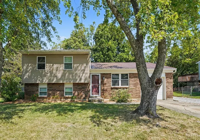 Photo 1 of Single family home for sale at 4819 Stoneybrook Rd, Union Twp, OH 45244 | MLS# 1892698 | Listing updated on 2026-09-11