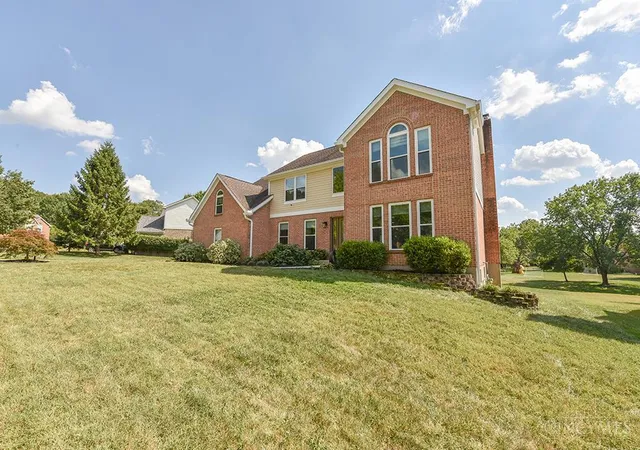 Photo 2 of Single family home for sale at 8721 Rupp Farm Dr, West Chester, OH 45069 | MLS# 1892745 | Listing updated on 2026-09-09