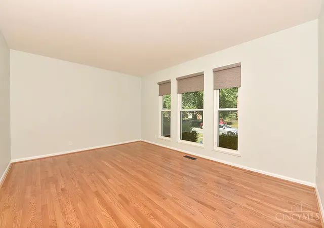 Photo 3 of Single family home for sale at 8721 Rupp Farm Dr, West Chester, OH 45069 | MLS# 1892745 | Listing updated on 2026-09-09