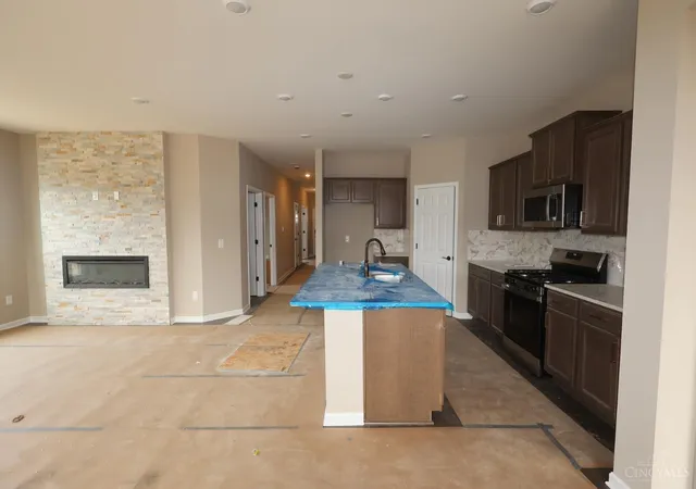 Photo 3 of Sale Pending at 5592 Birch Ct #9765, Fairfield Twp, OH 45011 | MLS# 1892823 | Listing updated on 2026-10-06
