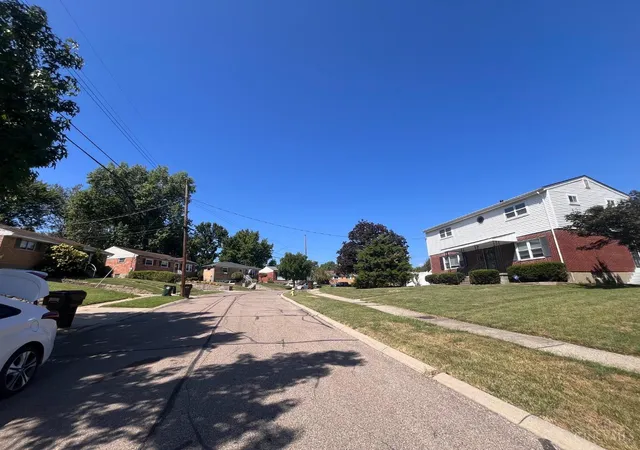 Photo 31 of Sale Pending at 3229 Deborah Ln, Green Twp, OH 45239 | MLS# 1892716 | Listing updated on 2026-09-08