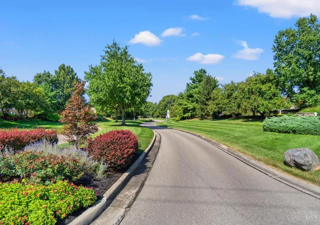 Photo 48 of Sale Pending at 218 Silver Fox Ct, Loveland, OH 45140 | MLS# 1892835 | Listing updated on 2026-09-11
