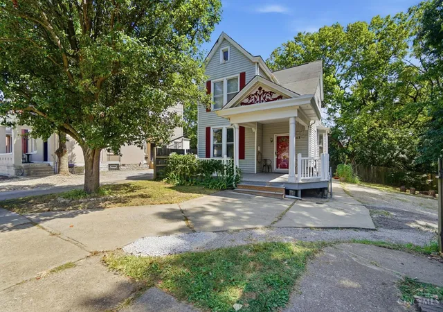 Photo 1 of Sale Pending at 413 Southview Ave, Cincinnati, OH 45219 | MLS# 1892829 | Listing updated on 2026-09-14