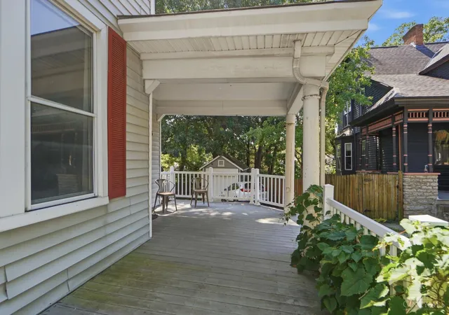 Photo 4 of Sale Pending at 413 Southview Ave, Cincinnati, OH 45219 | MLS# 1892829 | Listing updated on 2026-09-14