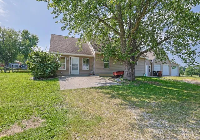 Photo 3 of Single family home for sale at 4050 Kirchling Rd, Ross Twp, OH 45013 | MLS# 1892855 | Listing updated on 2026-09-18
