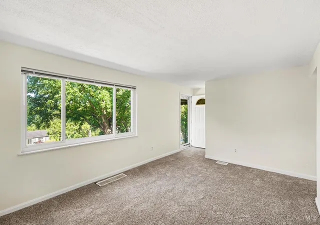 Photo 3 of Single family home for sale at 9512 Waxwing, Blue Ash, OH 45241 | MLS# 1892852 | Listing updated on 2026-09-16