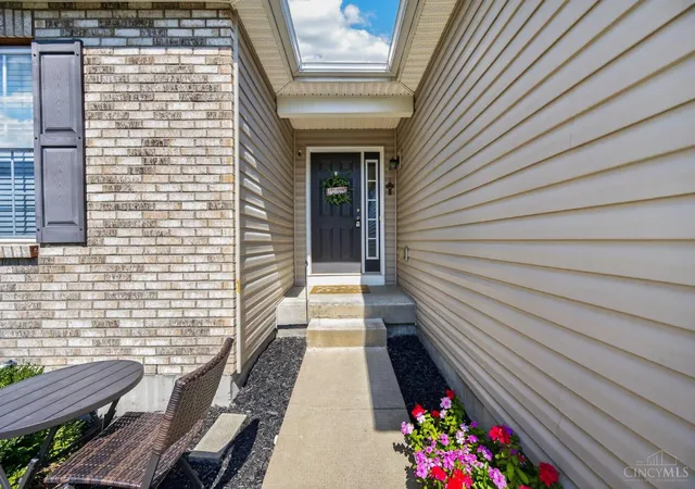 Photo 3 of Sale Pending at 6263 Pine Cvs, Hamilton Twp, OH 45152 | MLS# 1892867 | Listing updated on 2026-09-07