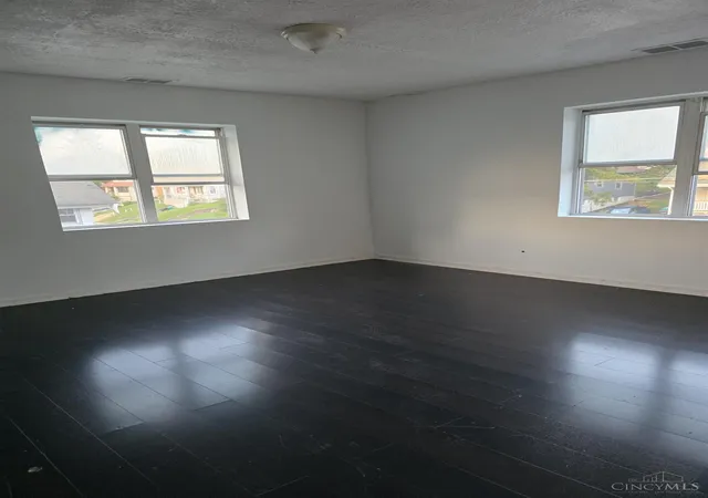 Photo 2 of Single family home for sale at 1223 Mckeone Ave, Cincinnati, OH 45205 | MLS# 1892869 | Listing updated on 2026-09-04